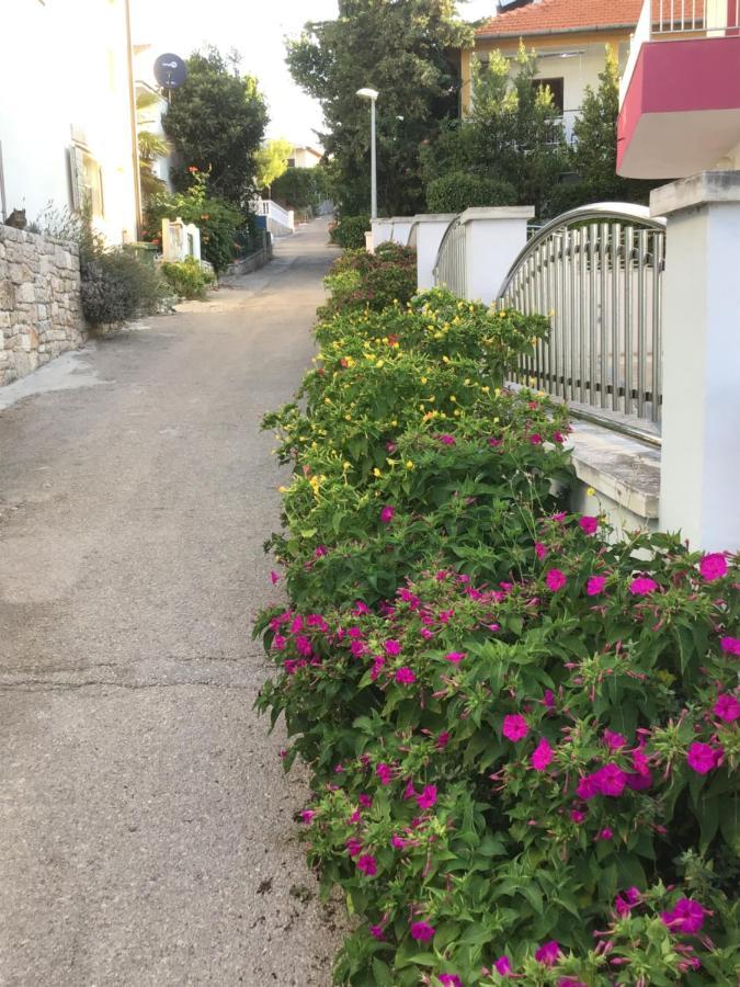 Apartamento Milu Pirovac Exterior foto
